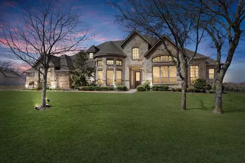 716 Kensington Dr, Rockwall, TX 75032