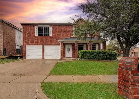 1301 Gold Dust Ln, Saginaw, TX 76131