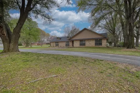 158 E Loop 564, Mineola, TX 75773