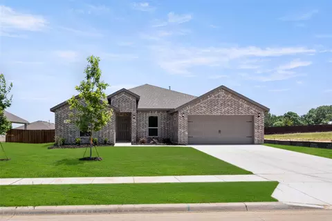 404 Basalt Dr, Azle, TX 76020