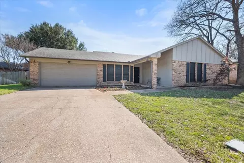3504 Lagustrum Ct, Arlington, TX 76017
