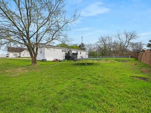 203 E Austin, Anna, TX 75409 photo 29