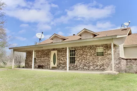 22153 Shady Grove Dr, Whitney, TX 76692