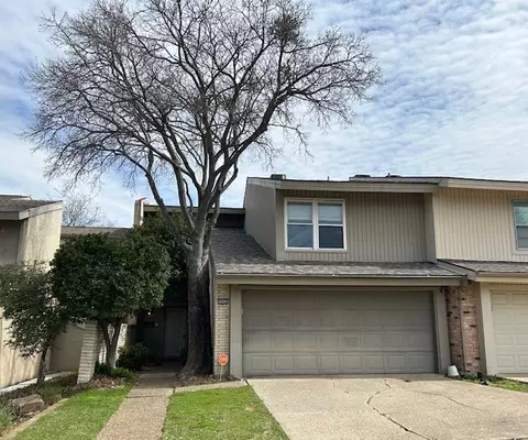 2902 Country Place Cir, Carrollton, TX 75006