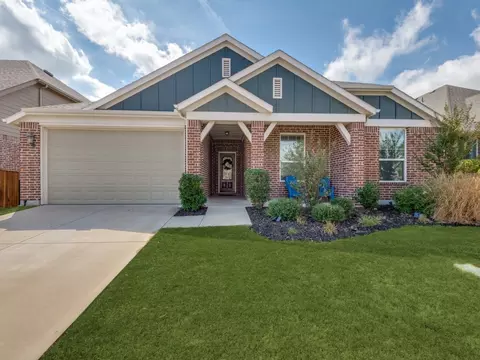 1816 Drover Creek Rd, Aubrey, TX 76227