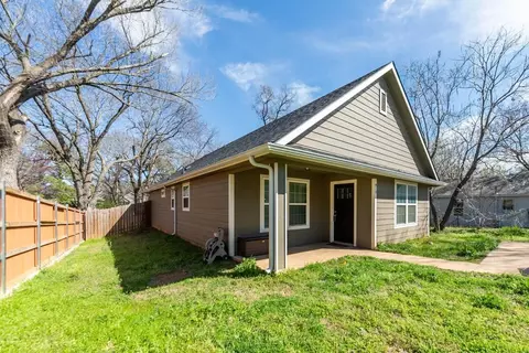 913 Baker St, Denison, TX 75020