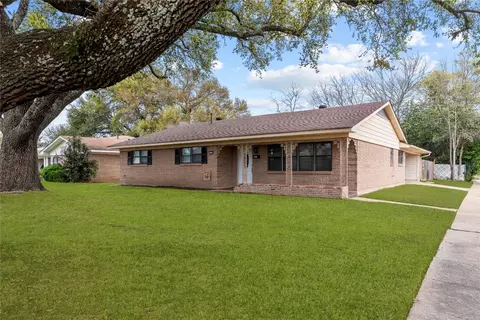 2725 Alvin Ln, Shreveport, LA 71104