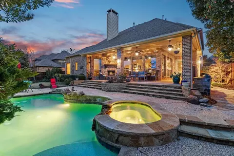 2256 Lady Cornwall Dr, Lewisville, TX 75056