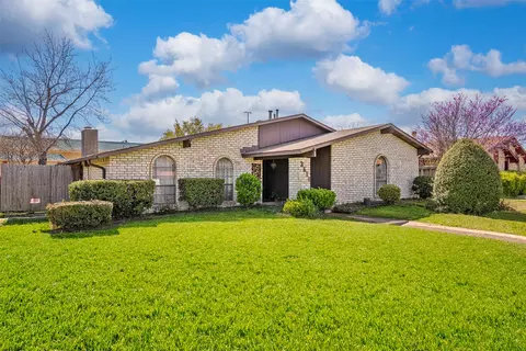 3514 Rockcrest Dr, Garland, TX 75044