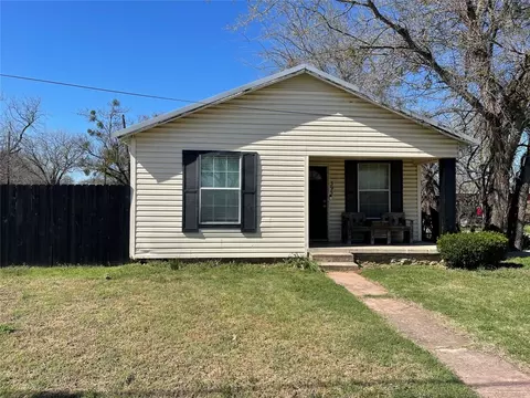 395 W Elm St, Dublin, TX 76446
