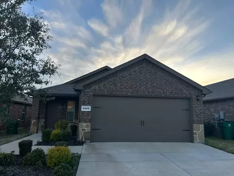 2106 Killdeer Xing, Crandall, TX 75114