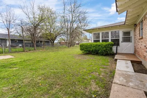 Exterior - 105 Beard Dr, Itasca, TX 76055 photo 4 of 4