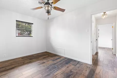 Entry Way - 105 Beard Dr, Itasca, TX 76055 photo 3 of 3