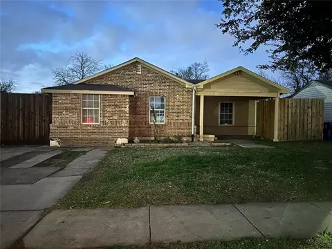 405 Freeman Dr, Garland, TX 75040