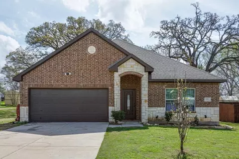 513 Netherland Dr, Seagoville, TX 75159