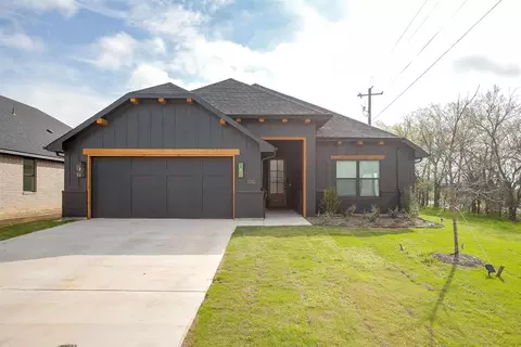 100 Amelia Ave, Godley, TX 76044