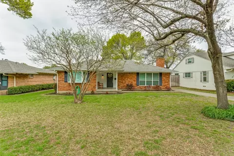 717 James Dr, Richardson, TX 75080