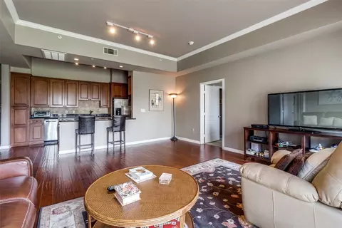 3225 Turtle Creek Blvd #208, Dallas, TX 75219