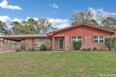 614 Lawrence Dr, Haughton, LA 71037