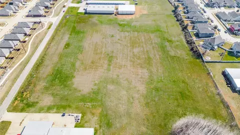 9810 Liberty Rd, Aubrey, TX 76227