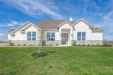 218 Blackjack Xing, Boyd, TX 76023