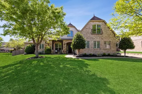 1208 Navajo Dr, Mckinney, TX 75072