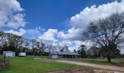 5201 Fm 1487, Bogata, TX 75417