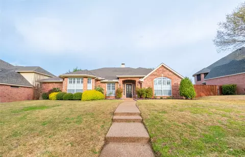 8309 Wooded Cove Dr, Plano, TX 75025