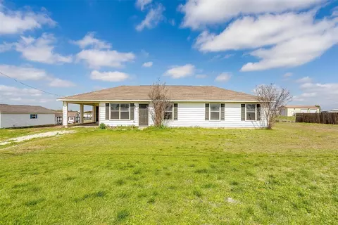 8913 Grazing Ct, Alvarado, TX 76009