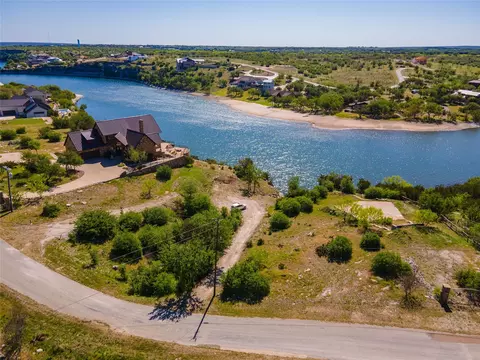 7049 Hells Gate Loop, Possum Kingdom Lake, TX 76475 photo 5