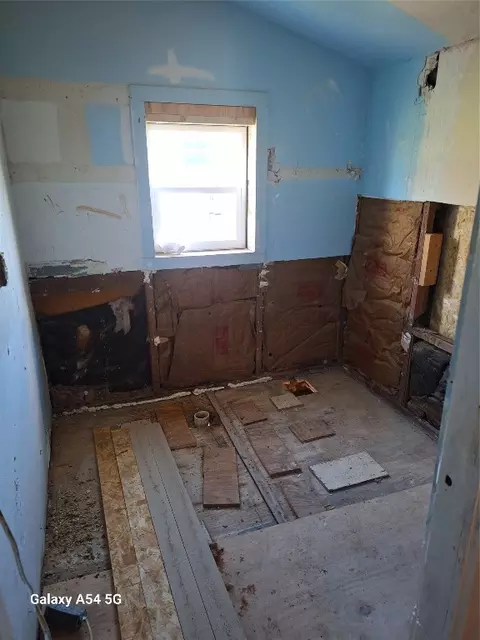 733 Baker St, Proctor, TX 76468 photo 5
