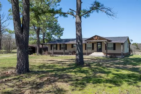 579 Cheaney Rd, Valley View, TX 76272