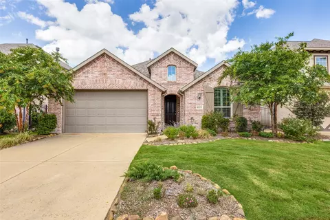 1613 Beauregard Point Dr, St Paul, TX 75098