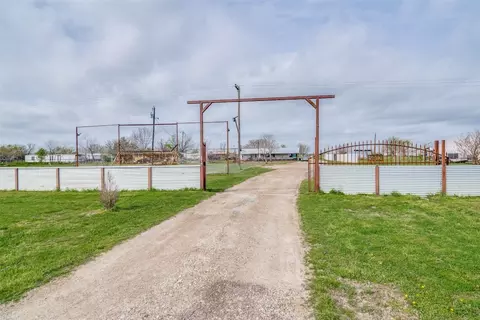 5302 E Highway 175, Kaufman, TX 75142