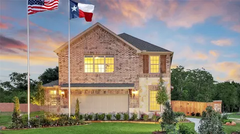 1621 Edgeway Dr, Aubrey, TX 76227