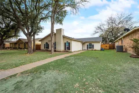 2926 Ripplewood Dr, Garland, TX 75044
