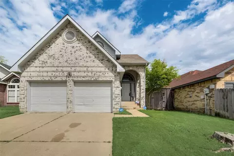 9427 Gossage Ln, Dallas, TX 75227