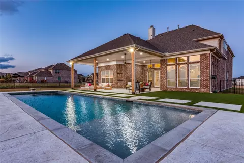 1813 Turtle Creek Ln, Gunter, TX 75058