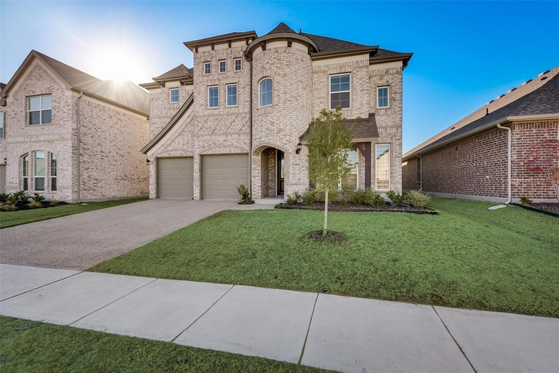 1108 Silverthorn Trl  
