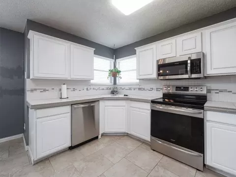 Kitchen - 412 Preston Dr, Cleburne, TX 76033 photo 1 of 2