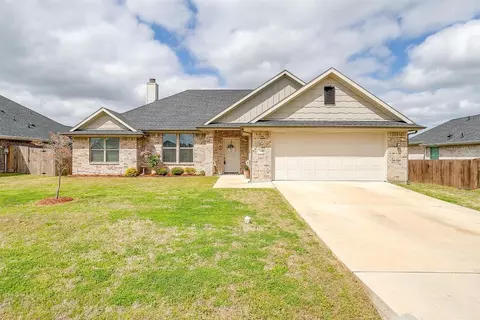 140 Vegas Trl, Palmer, TX 75152