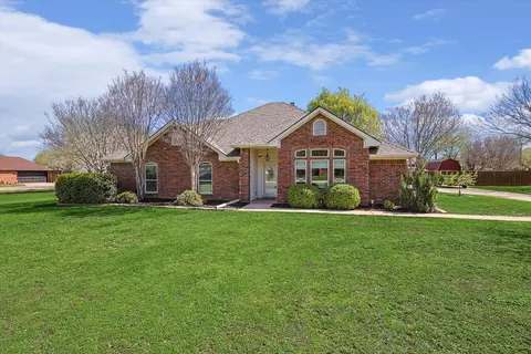 1010 N Meadow Ct, Copper Canyon, TX 75077