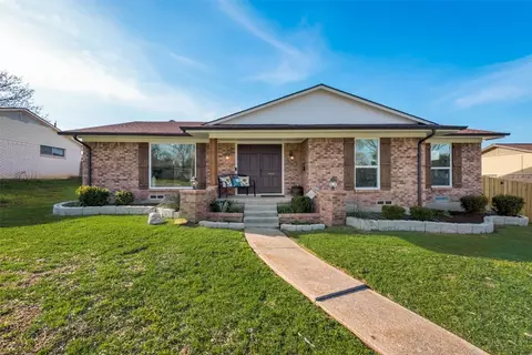 2513 Belhaven Dr, Mesquite, TX 75150