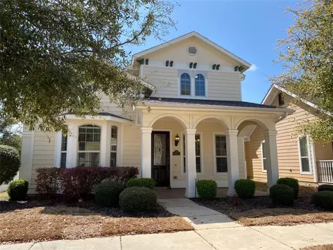 1032 Hayden Ln, Savannah, TX 76227
