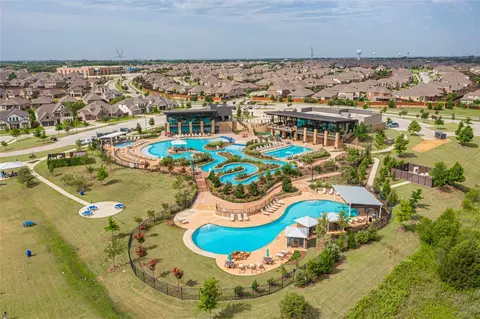 1339 Heavenly Pl, St Paul, TX 75098