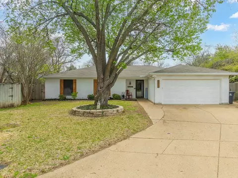 3514 Hialeah Dr, Arlington, TX 76017