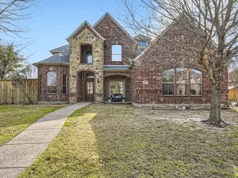 301 Creekside Trl, Argyle, TX 76226