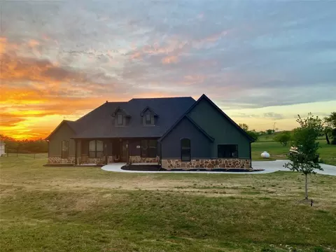 367 Red Bird Dr, Springtown, TX 76082