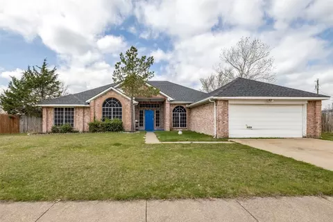 1002 Mayes St, Cedar Hill, TX 75104
