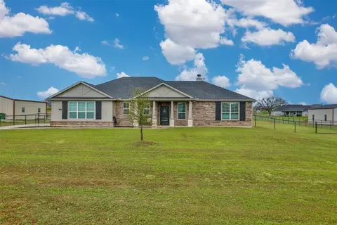 161 Spring Creek Cir, Paradise, TX 76073